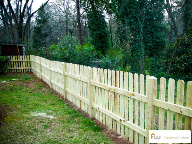 The Miledge ™ Basic Wood Picket Fence Pictures & Per Foot Pricing